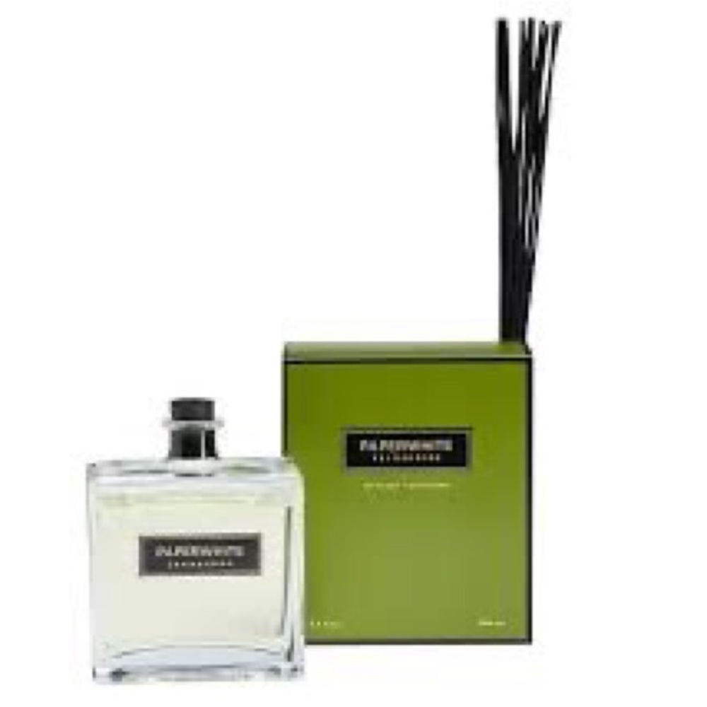 ISO - Pottery Barn Paperwhite Diffuser Scent